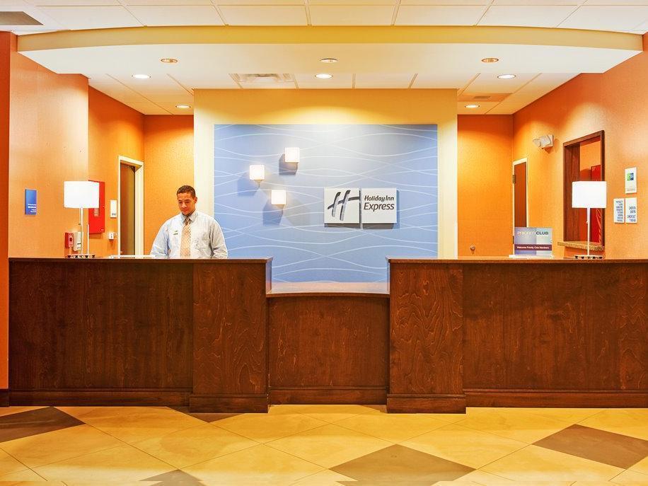 Holiday Inn Express Hotel & Suites Huntsville West - Research Park By Ihg Dış mekan fotoğraf