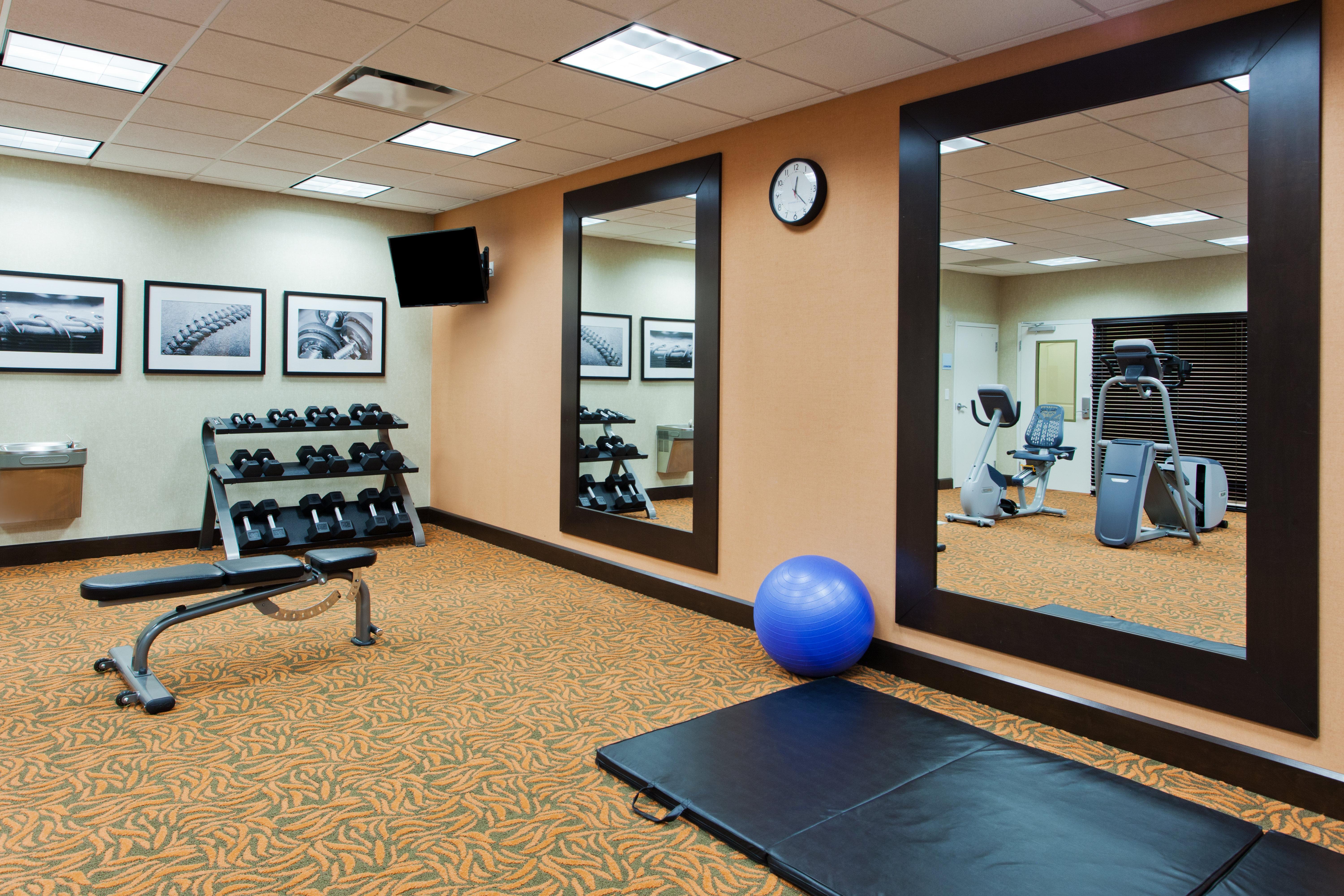 Holiday Inn Express Hotel & Suites Huntsville West - Research Park By Ihg Dış mekan fotoğraf